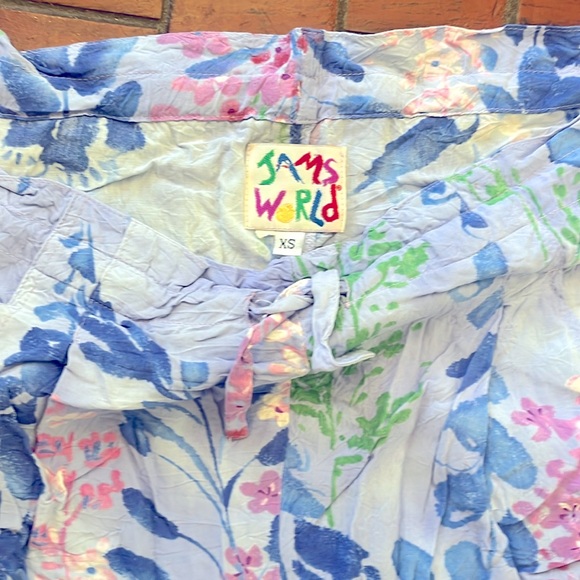 Jams world lilac flowered pajama or lounge pants. S/M but def more M sized - Picture 3 of 3